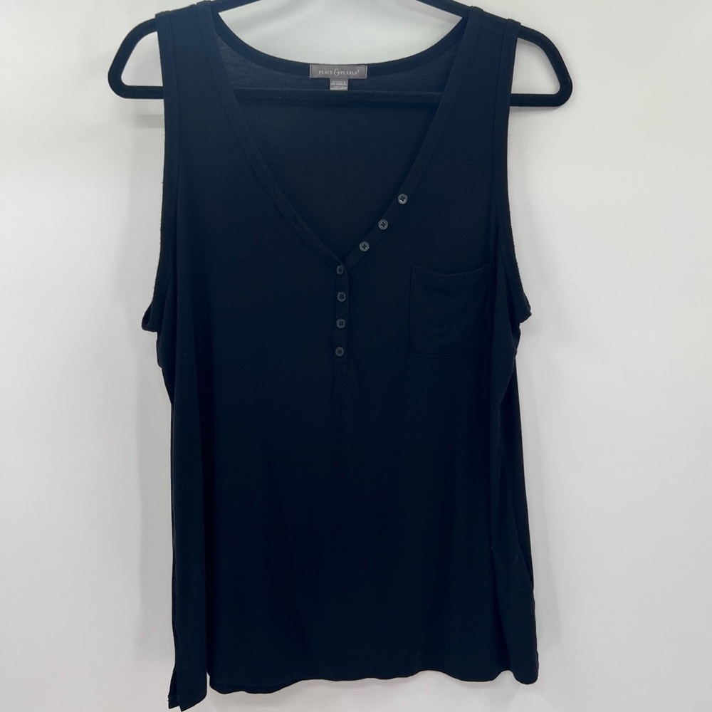 Women’s Peace & Pearls Tank Top